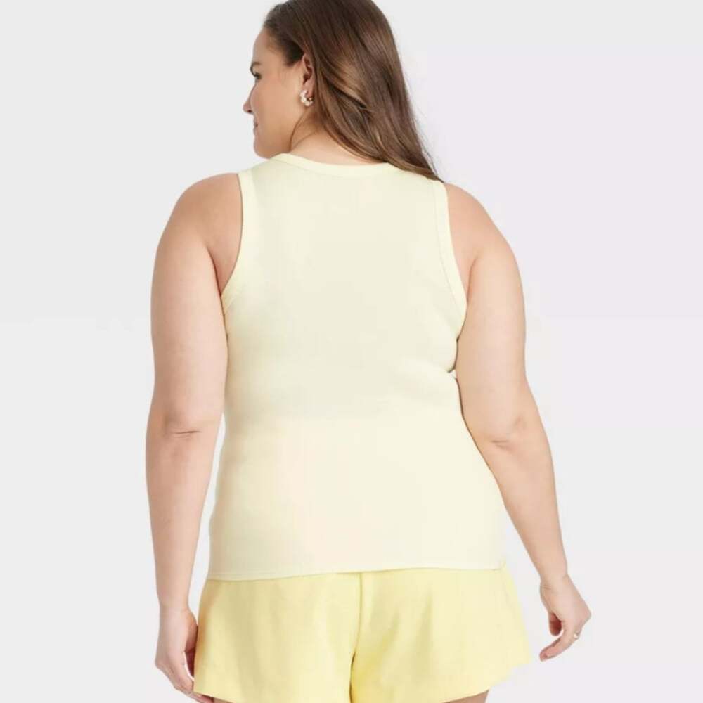 Universal Thread Solid Yellow Ribbed Tank Top NEW - Picture 4 of 7